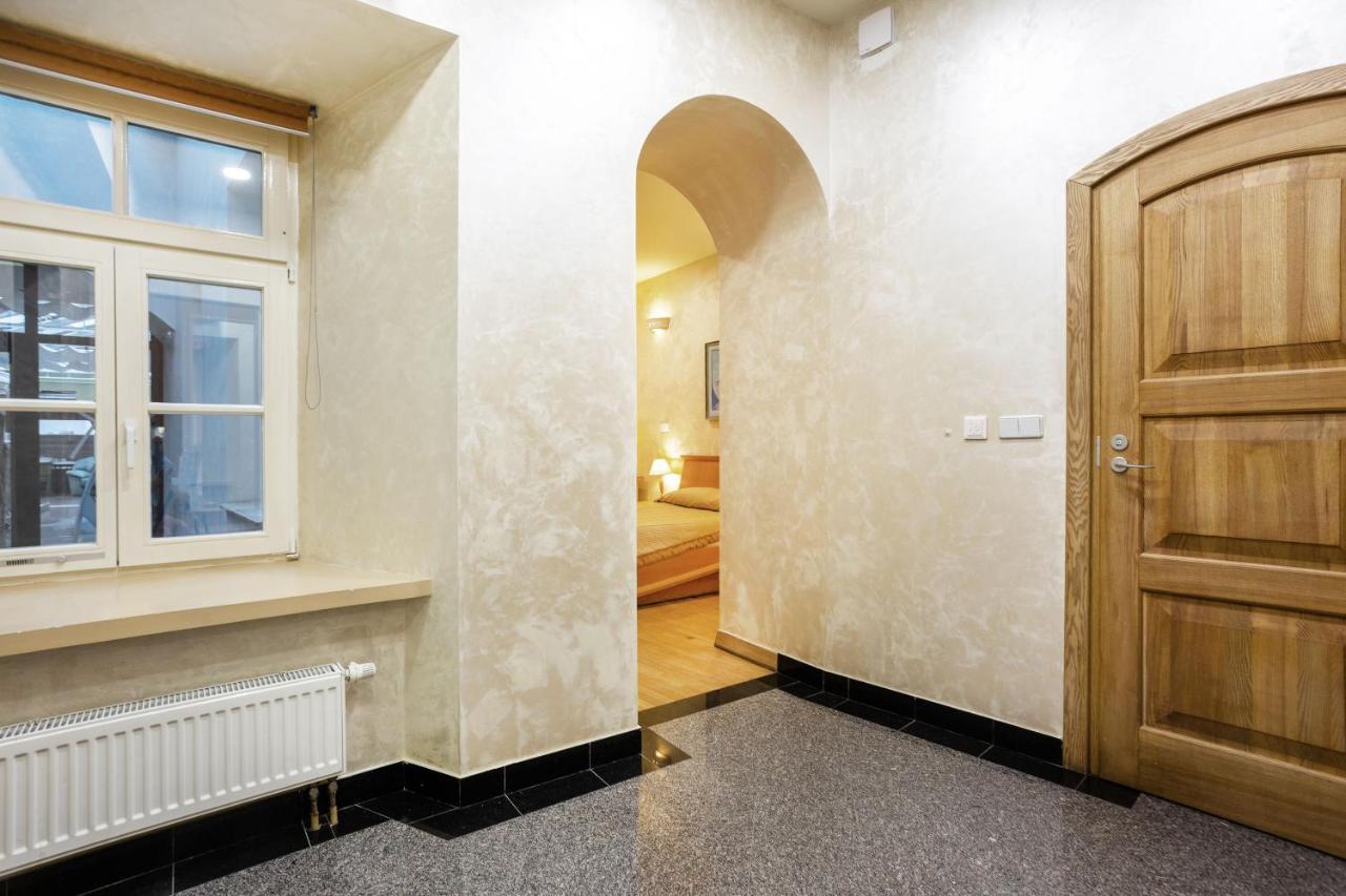 Atrium Suites Vilnius Bagian luar foto
