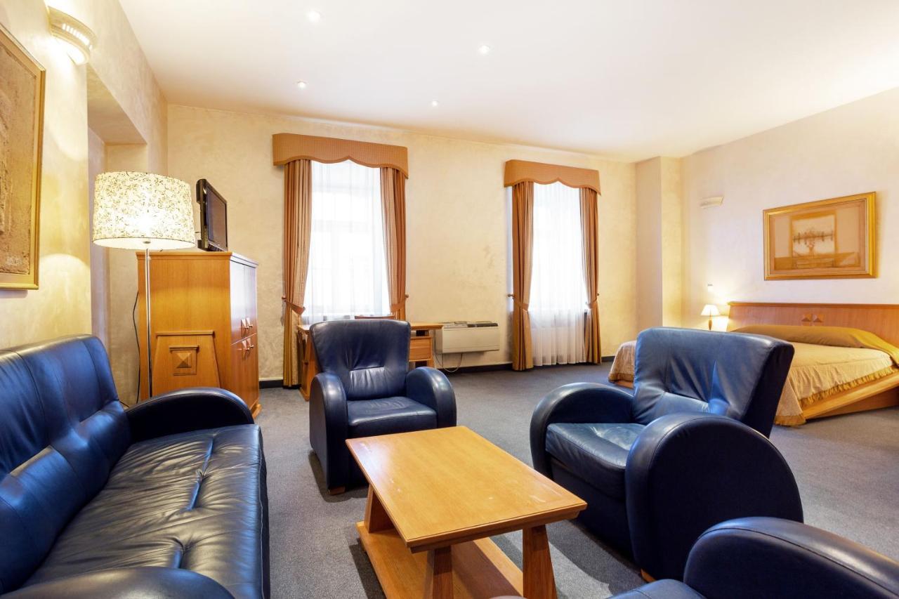 Atrium Suites Vilnius Bagian luar foto