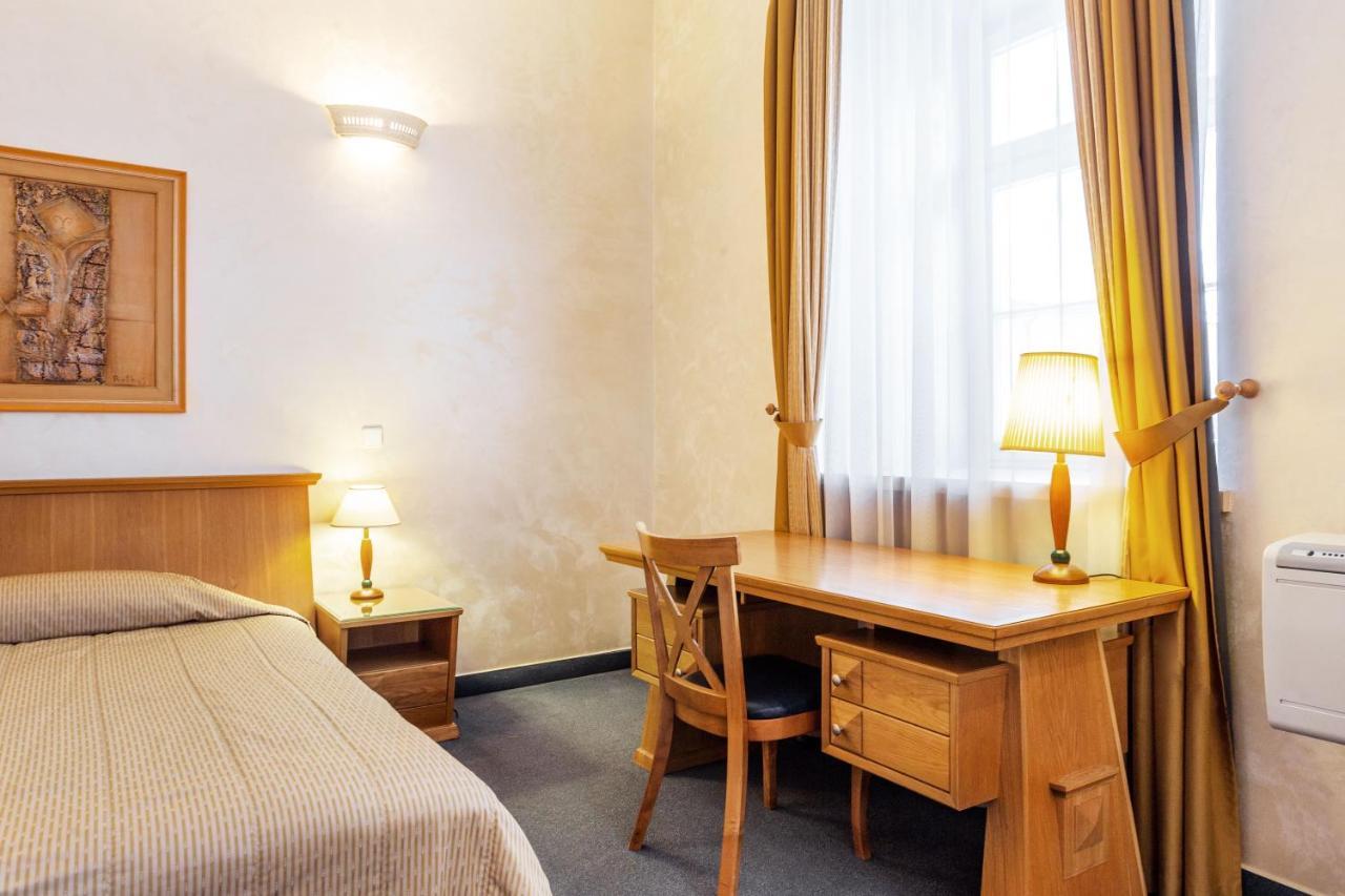 Atrium Suites Vilnius Bagian luar foto