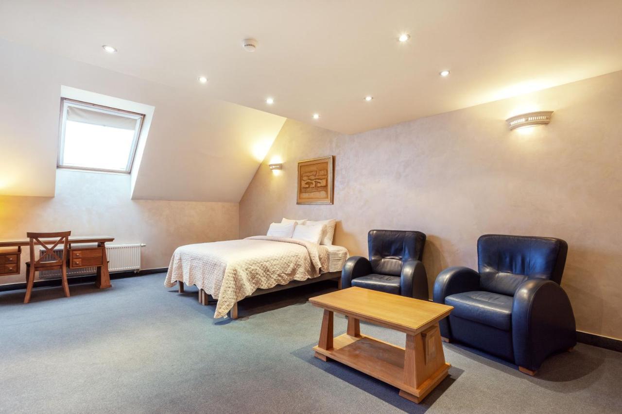 Atrium Suites Vilnius Bagian luar foto