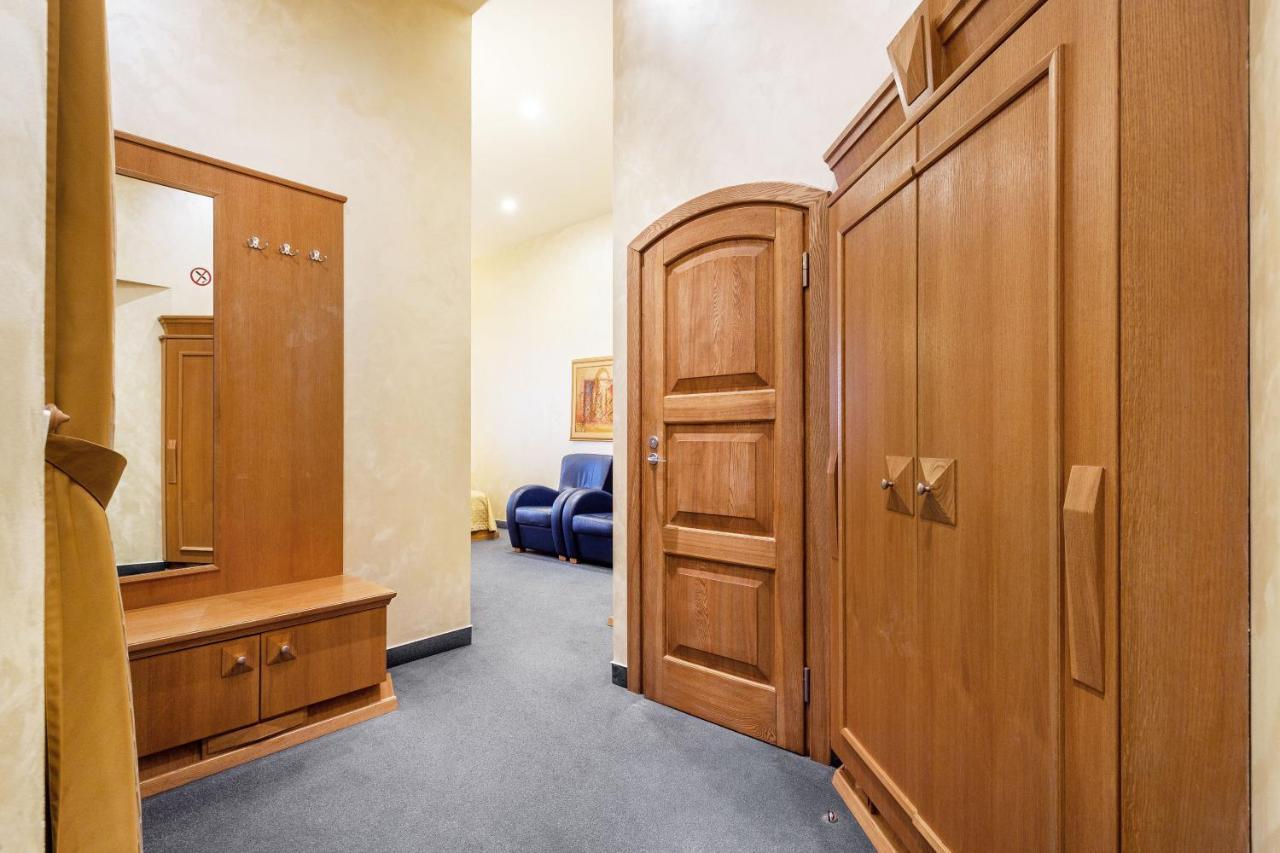 Atrium Suites Vilnius Bagian luar foto