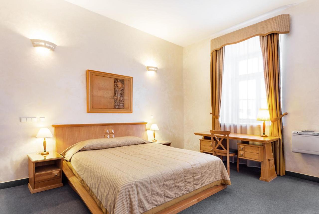 Atrium Suites Vilnius Bagian luar foto
