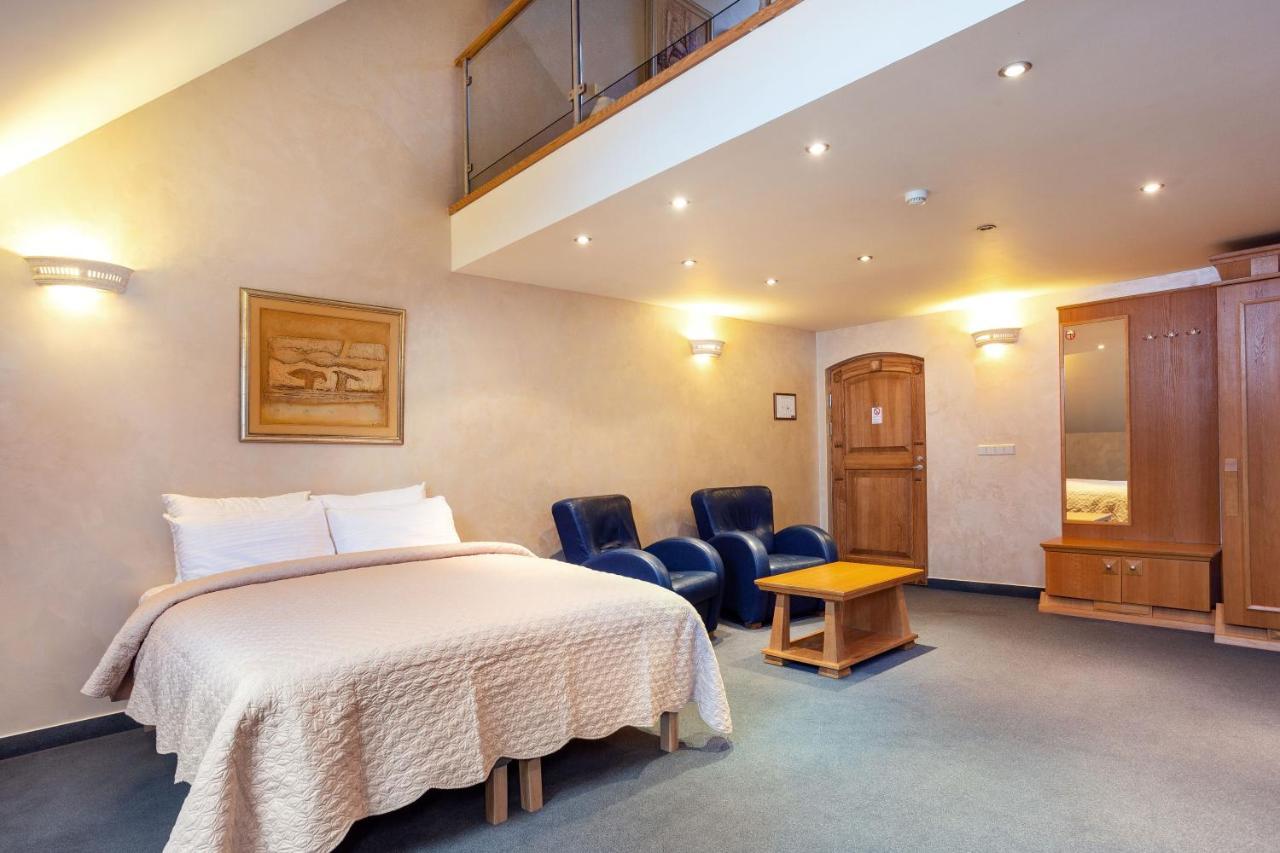 Atrium Suites Vilnius Bagian luar foto